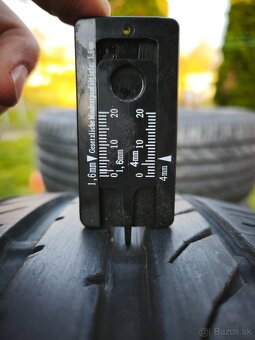 Toyo proxes 215/50 R18 - 8