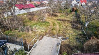 Ponúkame na predaj stavebný pozemok o výmere 712 m2 - 8