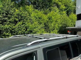 Volkswagen T5 Caravelle - 8