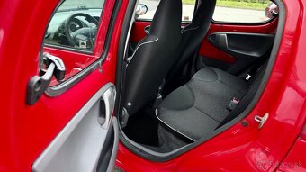 Peugeot 107 1,0i - Klimatizace - 8