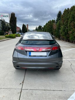 Honda Civic 1.4 benzín, 2009, 73 kW, 233567 km - 8