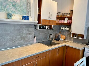 NA PREDAJ: 2-izbový byt po rekonštrukcii – Staré Sí - 8