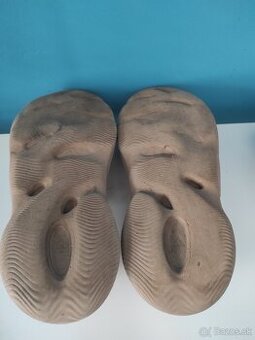 Adidas Yeezy Foam Runner - 8