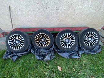 KIA Ceed 1.6 3 dverova - 8