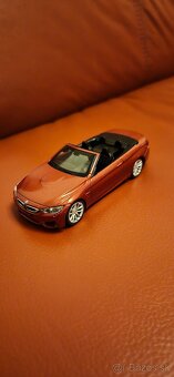 BMW 1:43 - 8