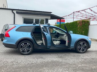 Volvo V90 CC T5 2.0L Cross Country Pro AWD Geartronic 184 KW - 8