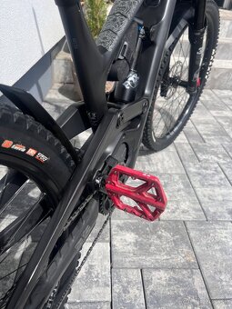 Vymením alebo predam CANYON TORQUE:ON CF 8 EMTB - 8
