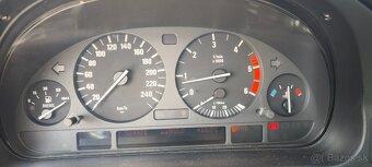 BMW E39 - 8
