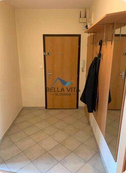 PRENÁJOM 3 izbový byt v centre Galanty - 8