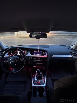 Audi A4 B8 - 8