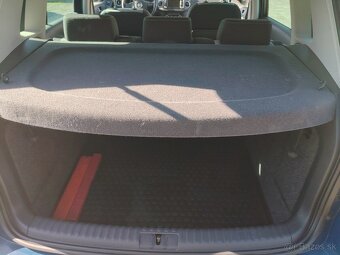 Volkswagen Tiguan - 8