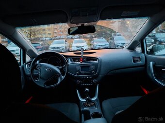 KIA CEED SW r.v.2016 - 8