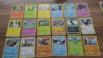 Predám staršie Pokemon karty - 8