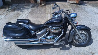 Suzuki C800 Intruder - 8