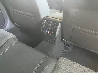 VW Passat Variant Business R-line - 8