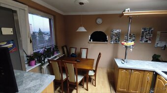 Predam 3 izbový byt (revolučná štvrt) - 8