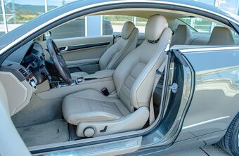 Mercedes-Benz E trieda Kupé 350 CGI Blue - 8