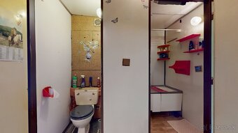 4 - IZBOVÝ PANELOVÝ BYT S LOGGIOU - 3D PREHLIADKA - 8