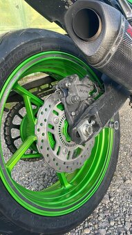 Kawasaki Z900 - 8