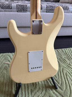 Predám Fender Yngwie Malmsteen Stratocaster 2010 - 8
