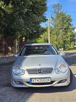 Mercedes Benz CL200d - 8