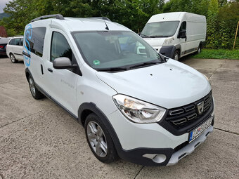 DACIA DOKKER STEPWAY 1,5 dci 2021 - 8