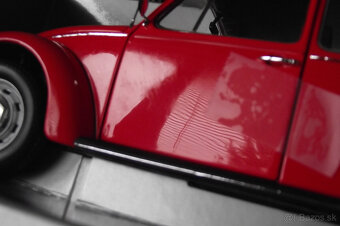 1:18 VW chrobák - 8