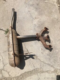 Škoda 120L výfuk - 8