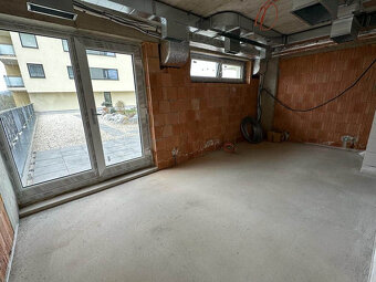 Obchodný priestor v novostavbe Panorama Residence na predaj - 8