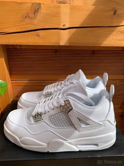 Jordan 4 Retro Pure Money - 8