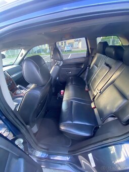 Jeep Grand Cherokee - 8