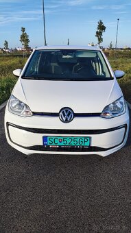 Volkswagen e-UP - 8