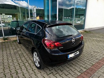 OPEL ASTRA 1.7CDTI ●STK DO 4/2027● - 8