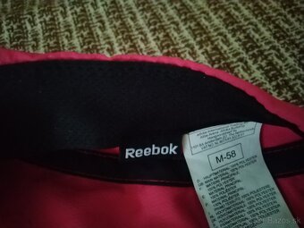 Dámske botasky a šiltovka Reebok - 8