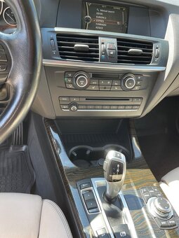 Predám BMW X3 xDrive 20d 135 kW - 8