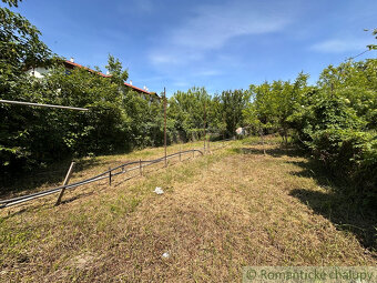 Vidiecky rodinný domček na priestrannom pozemku v obci Mar - 8