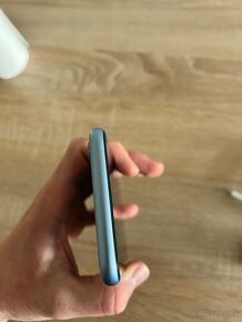 Iphone XR 256 GB modrý - 8