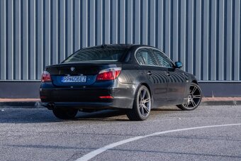 BMW Rad 5 540 i A/T - 8