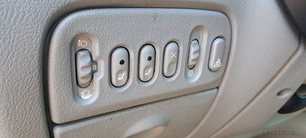Renault scenic 1.9dci - 8