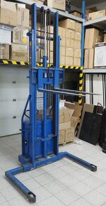 Predám akumulátorový paletizačný vozík BLUE GIANT P150-20 - 8