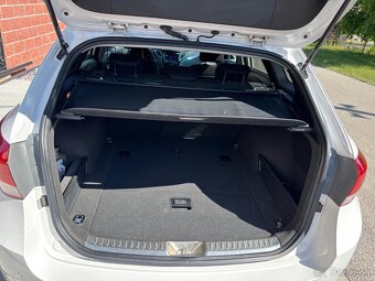 Hyundai i40cw - 8