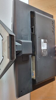 Počítač AMD Athlon 4450e, 2GB RAM, HDD 300 GB - 8