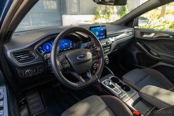 Ford Focus Combi ST-line 1.5TDCi AT - 8