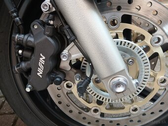 Honda VFR 800 Crossruner - 8