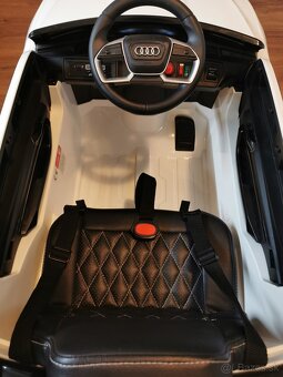 Elektrické autíčko Audi E-Tron Sportback 4x4 biele - 8