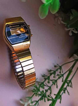 Náramkové Retro hodiny - 8