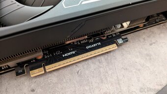 GIGABYTE GeForce RTX 5080 WINDFORCE OC SFF 16GB - 8