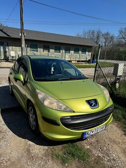 Peugeot 207 - 8