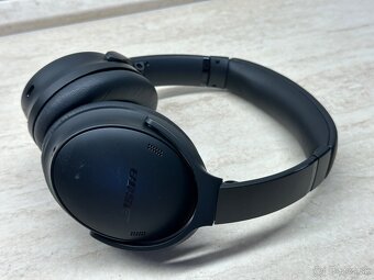 Bose QuietComfort Headphones - 8