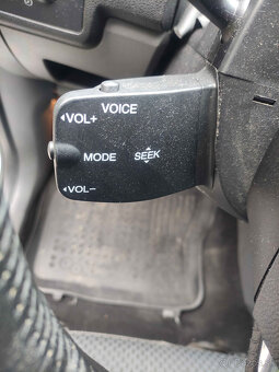 Ford C-Max 1,6 tdci 80kw, - 8